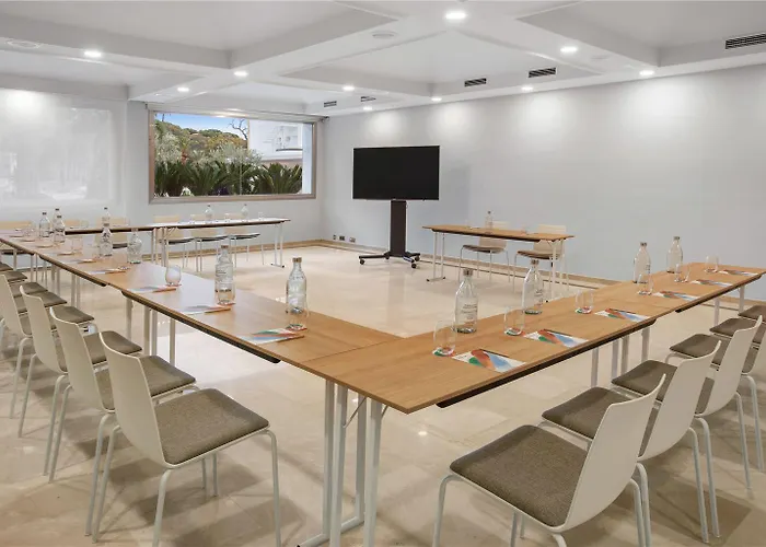 Ξενοδοχείο Melia *