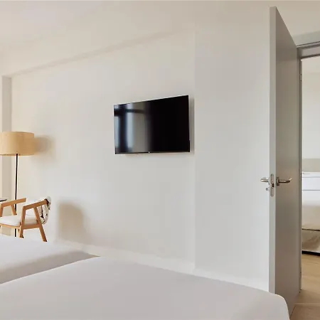 Melia Hotel *