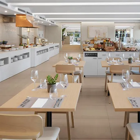 Melia 滨海略雷特