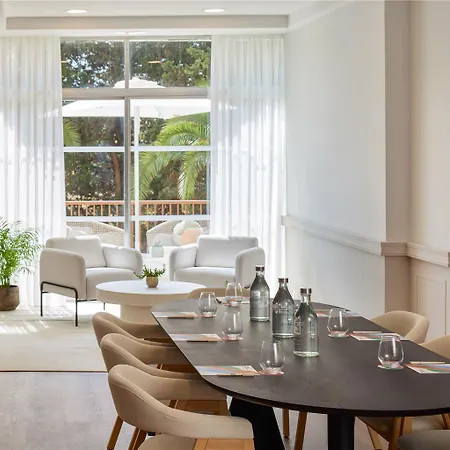 Melia 酒店 滨海略雷特